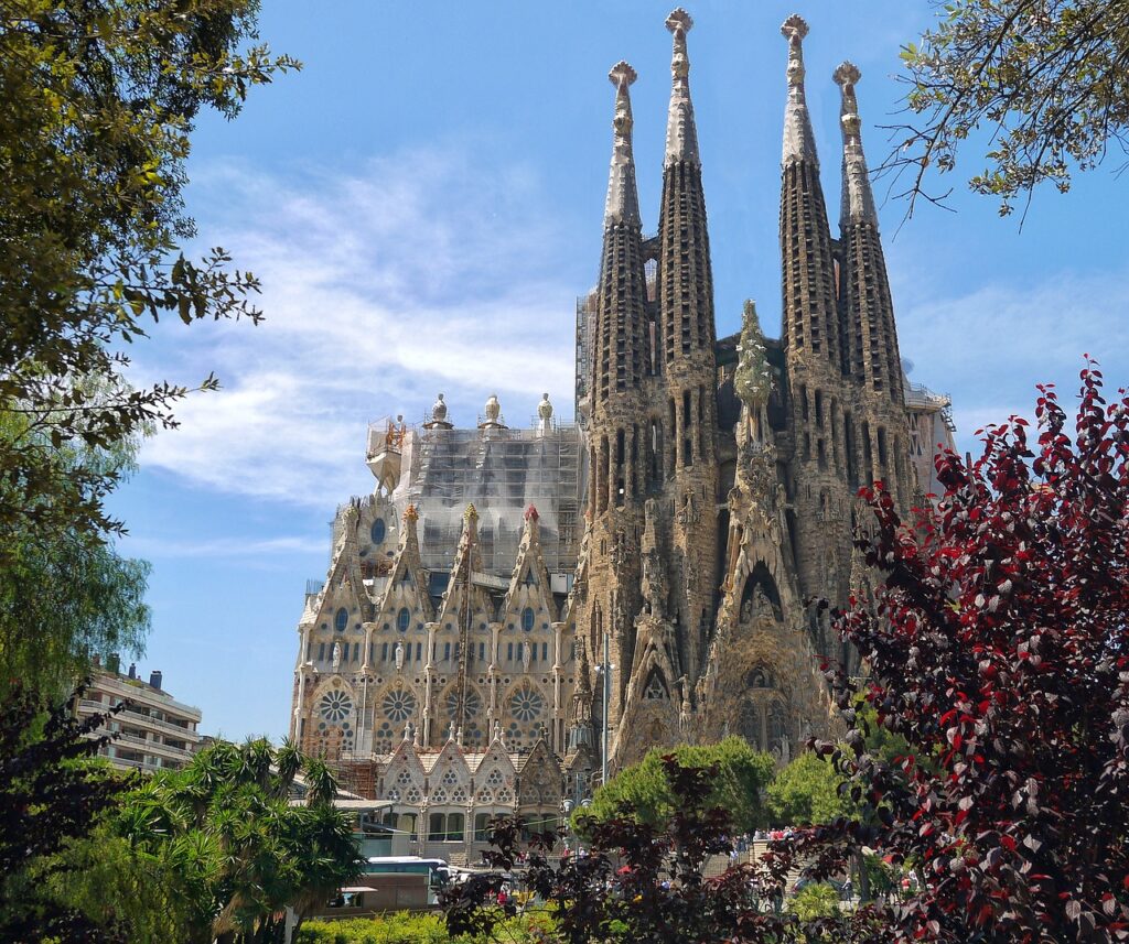 sagrada-familia-gaudi